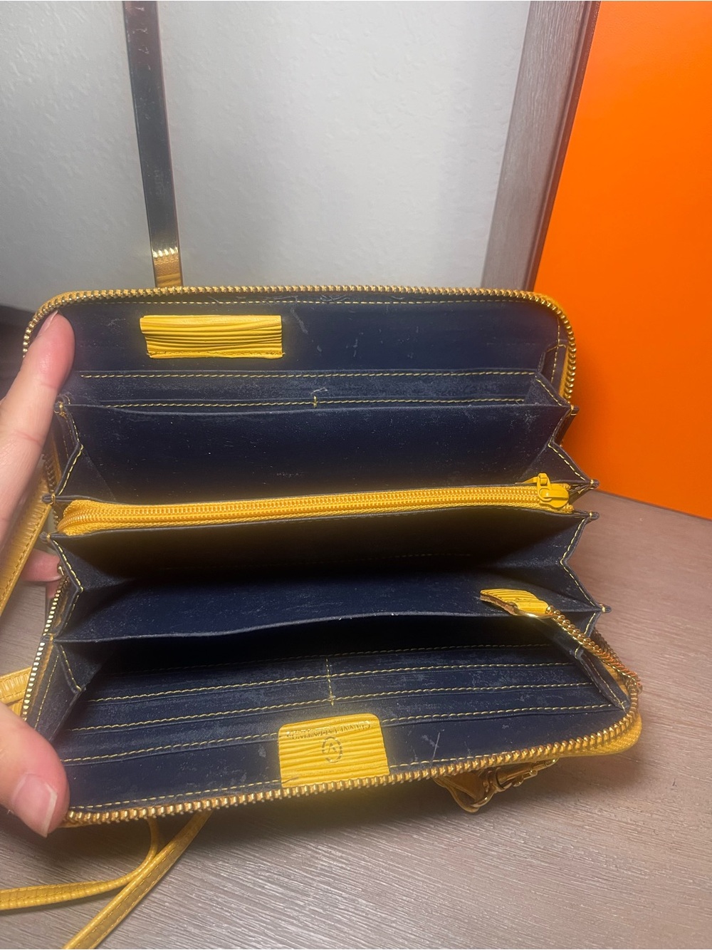 Gianni Valentino vintage Wallet crossbody - Picture 4 of 12